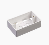 Caja Superficial de Pared Universal / Color Blanco